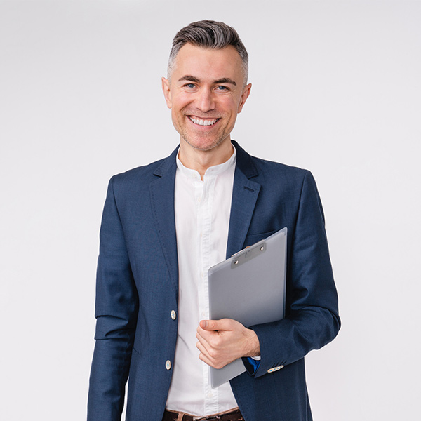 GettyImages-1306497280-6x6